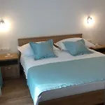 Duje Old Town Apartman Trogir