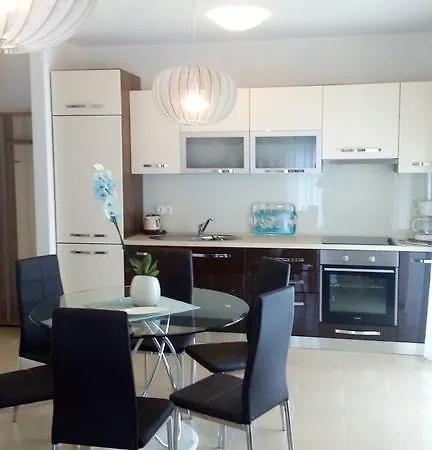 Duje Old Town Τρογκίρ