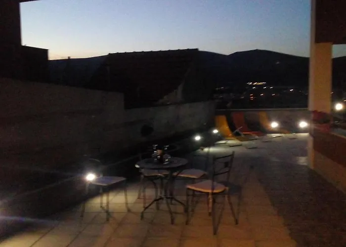 Duje Old Town * Τρογκίρ