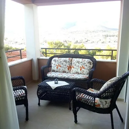 Duje Old Town טרוגיר