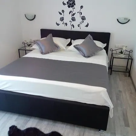 דירה Duje Old Town *