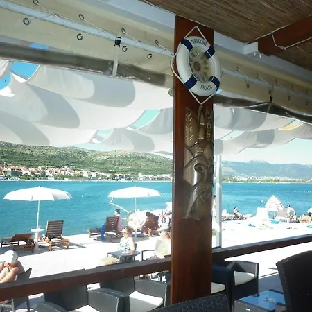 Duje Old Town טרוגיר