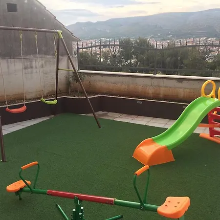 Duje Old Town דירה טרוגיר